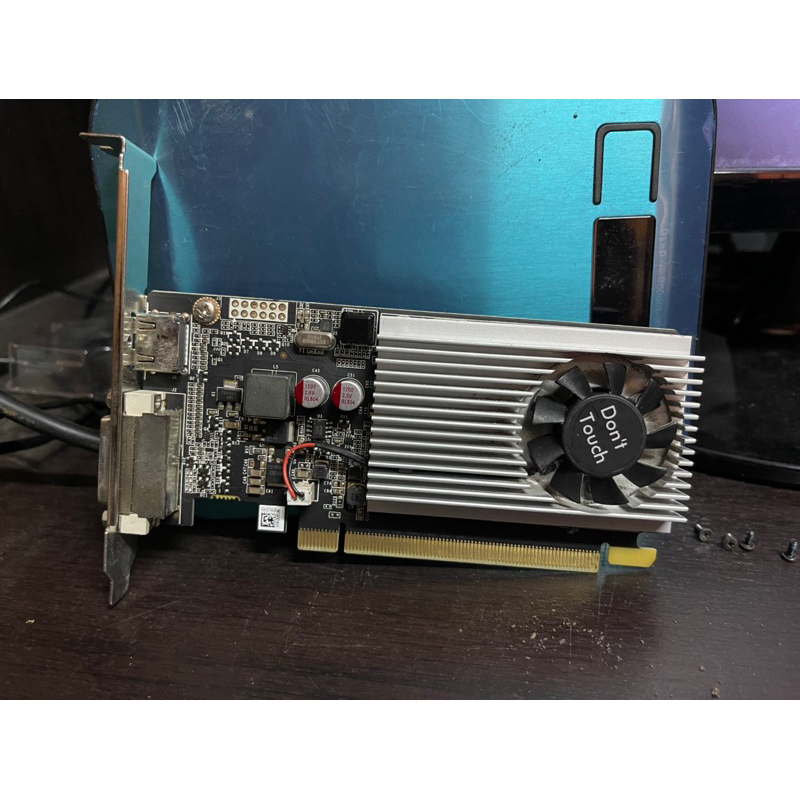 gt720 2gb ddr3 64bit มือสอง ใช้งานได้ปกติ