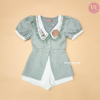Set เสื้อแขนพอง คอปกแต่งปักลายน้องกระต่าย