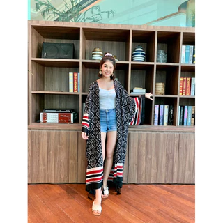 เสื้อคลุมผ้าโพลีเอสเตอร์เกรดอย่างดี เพิ่มความซี้ดซาดให้กับสีสันของบิกินี่