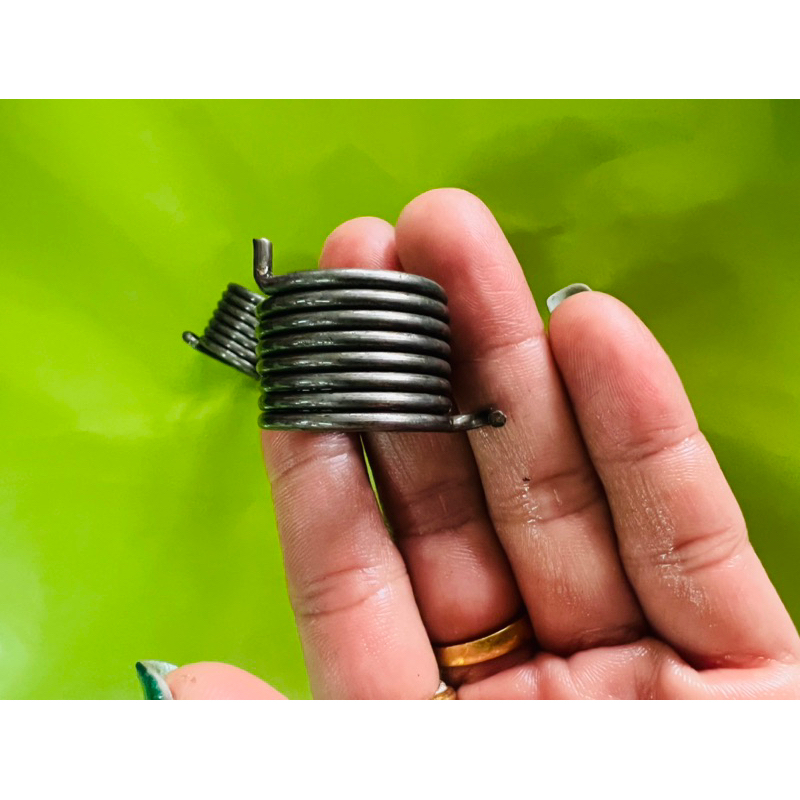 สปริง กระเดื่อง F30 T200 ใหญ่ดึงเบา F30-69 สปริงกระเดื่อง อย่างดี เครื่องตัดหญ้า