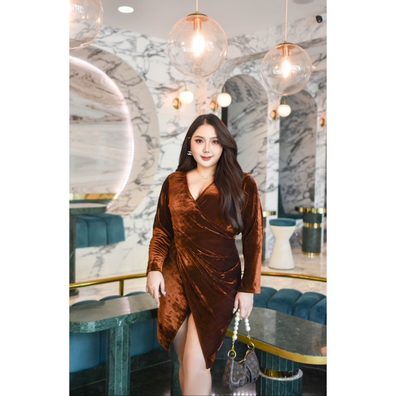 Janny เดรสสาวอวบ อ้วน Bigsize Plussize XXL ชุดออกงาน ชุดราตรี ผ้ากำมะหยี่ ราคา ถูกที่สุด ดีลบีเคเค แกลเลอรีภาพที่ 4