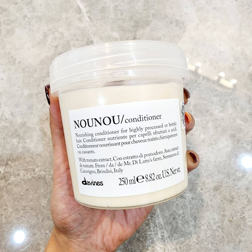 Hair and Scalp Conditioner 555 บาท Davines Nounou Conditioner 250ml สำหรับเส้นผมที่ผ่านการทำเคมี การทำไฮไลท์ฟอกสีผม ดัด หรือ ยืดผม Beauty