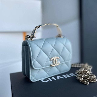 CHANEL COCO HANDLE MINI BAG IN LAMB SKIN  ( เป็นรุ่นใหม่ มีสายสะพายยาว , มีhandle coco  งานสวยมาก งานเทียบเเท้