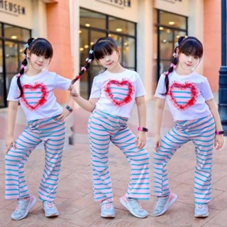 เสื้อแขนสั้นแต่งรูปหัวใจ+กางเกงขายาว ชุด2ชิ้น