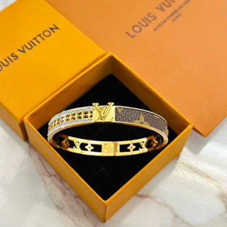 LV Bracelet กำไลข้อมือชาแนล เกรดออริจินอล พร้อมส่ง