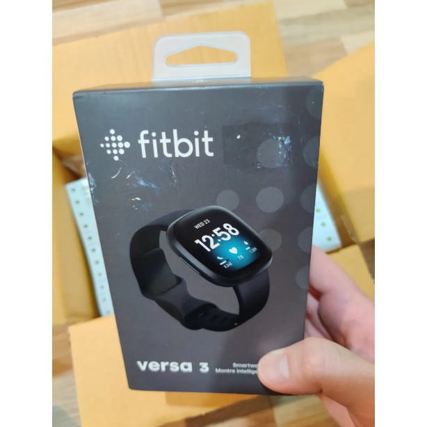 Fitbit Versa 3 สมาร์ทวอทช์ GPS ฟิตเนส &amp; สุขภาพ