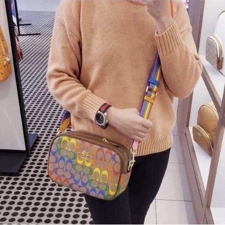 ‼️ลิมิเต็ด‼️
Coach Pride Collection COACH​ Jamie Camera Bag #CA175 ครอสบอดี้ 1 ซิปใบใหญ่ 
หนังลาย C มัลติ สวยมาก