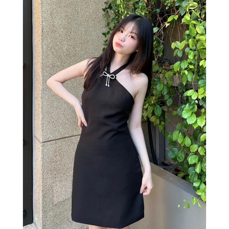 Barbie - Black ชุดเดรสคล้องคอ มีเข็มกรัดเพรชสวยมากค่ะ BB-BLACK