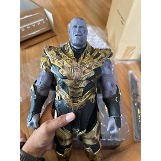 HOT TOYS THANOS BATTLE DAMAGE มีแค่ชุดบอดี้ หมวก ดาบ (มือสอง)