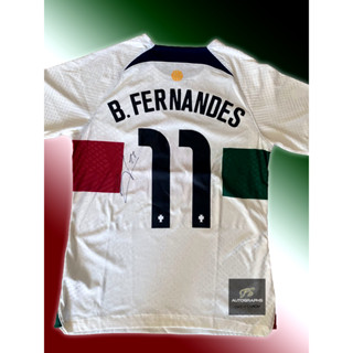 เสื้อเยือน Portugal World Cup 2022 พร้อมลายเซ็น Bruno Fernandes