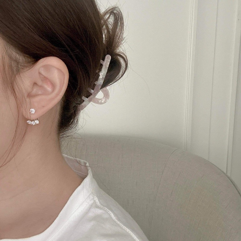 ( โค้ด DMEBK ลด 120.-) Winterwinter Jewelry Silver925 : เครื่องประดับเงินแท้ เงินแท้925 ต่างหูห้อย ประดับเพชร cz