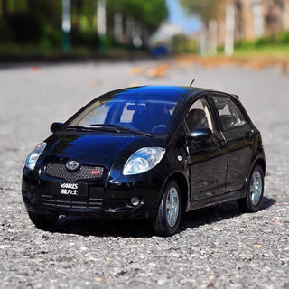 โมเดลรถเหล็ก Toyota Yaris 2006 สเกล 1:18 (⭐️Best Seller สินค้าขายดี⭐️)