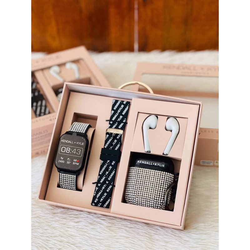 ❌พร้อมส่ง Kendall &amp; Kylie Black/Silver Smart Watch with Interchangeable Strap and Earbud Set  ✅900264B-40-G28