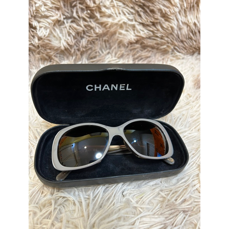 พร้อมส่ง**แว่นตา Chanel แท้มือสอง💯
