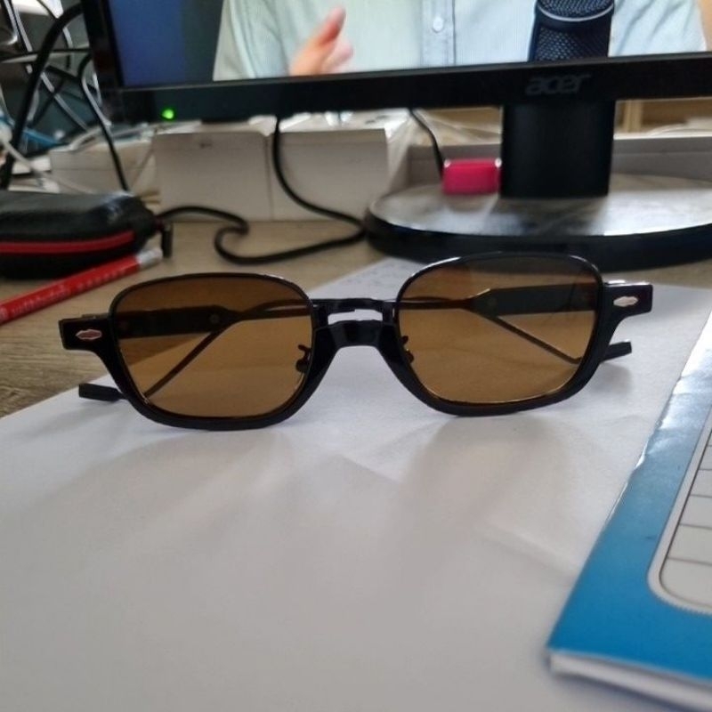 แว่นกันแดด  รุ่นkd01