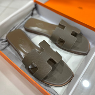 รองเท้าแตะ HERMES SANDAL leather มาเเล้ว   series code ทุกคู่  งานออริโรงงานสวย