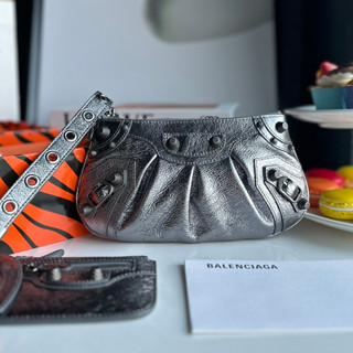 กระเป๋า BALENCIAGA  MINI LE CAGOLE WRISTLETS POUCH  งานหนังแท้