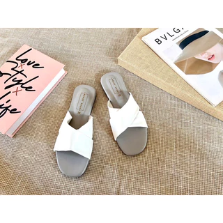 Afashion🎀รองเท้าแตะสไตล์มินิมอล สวมใส่สบายเท้ามากๆ มีมาถึง6สีเลยนะคะ ไซด์36-44 สินค้าพร้อมส่งนะคะ_