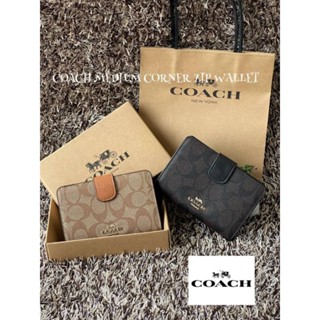 COACH MEDIUM CORNER ZIP WALLET กระเป๋าสตางค์ขนาดกลาง