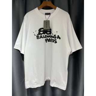 BALENCIAGA HAND DRAWN BB T-SHIRT WITH LOGO เสื้อยืดคอกลมแขนสั้น แบรนด์บาลองเซียก้า