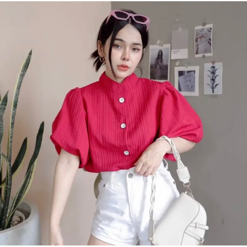 เสื้อคอจีน แขนบอลลูนแขนพองมีกระดุมผ้าลายไม้ สีพื้น