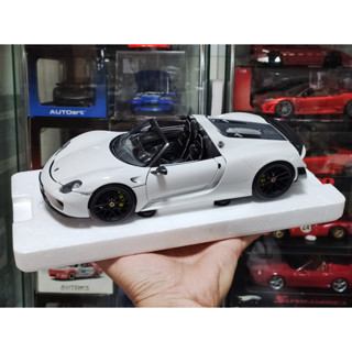 โมเดลรถPorsche918 โมเดลรถ918 1/18  โมเดลรถ Porsche 918 spyder spider 1:18  Minichamps ราคา ok โมเดลรถของขวัญ