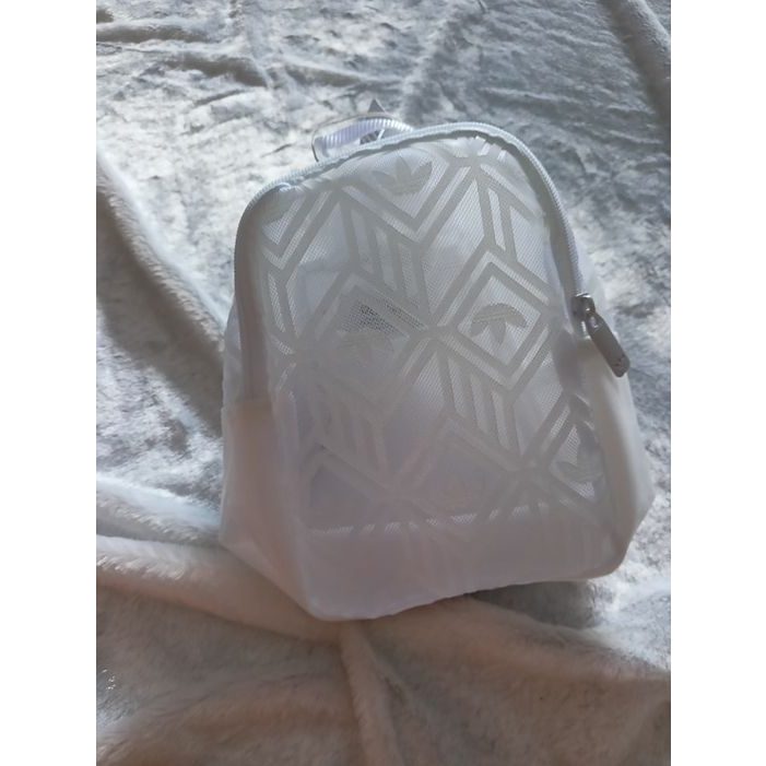 กระเป๋า Adidas Mini backpack โมโนแกรม สีขาวน่ารักค่า