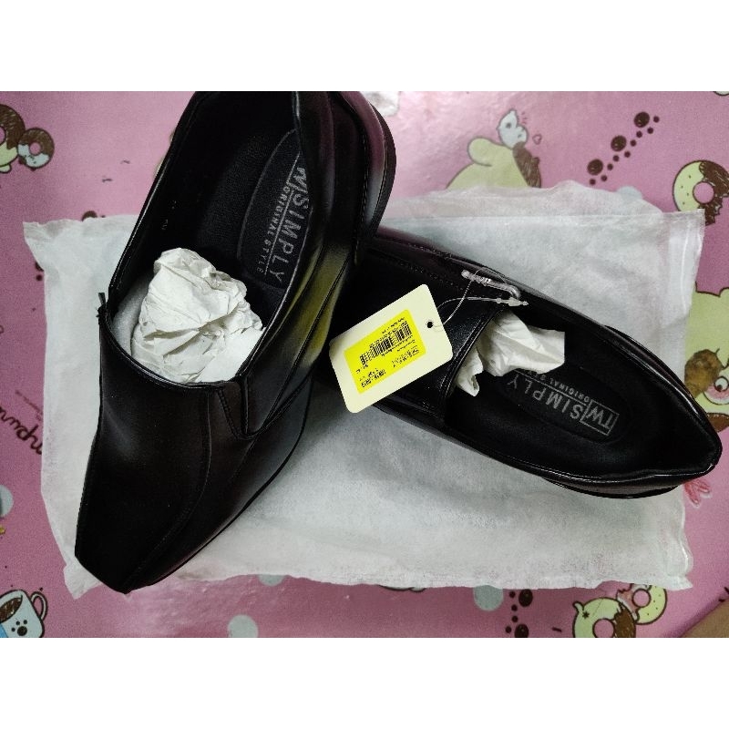 [แท้] TAYWIN SIMPLY รองเท้าคัทชูผู้ชาย หนังแท้และนิ่ม สีดำ
