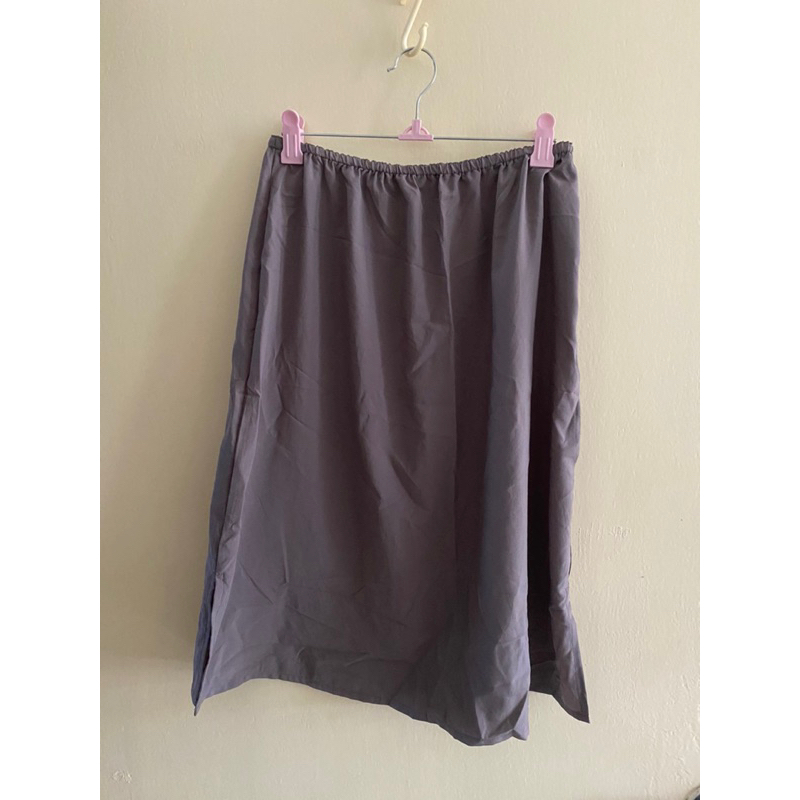 กระโปรงซับใน UNIQLO ยูนิโคล่ กระโปรงมือสอง เสื้อผ้ามือสอง ซับในมือสอง มือสอง