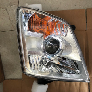 ISUZU ALTERRA / DMAX HEADLIGHT PASSENGER SIDE (RIGHT SIDE) YEAR MODEL 2007-2013. HIGH QULAITY. PLUG AND PLAY