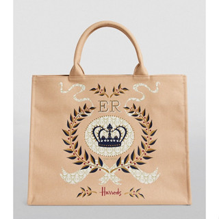 Harrods รุ่น Large Cotton Queen Elizabeth II Commemorative Tote Bag***พร้อมส่ง