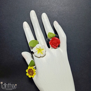 แหวนดินปั้น ตัวแหวนดัดได้ งานปั้นจากดินไทย แบรนด์ไอดินไทย Flower ring from Thai clay brand idinthai