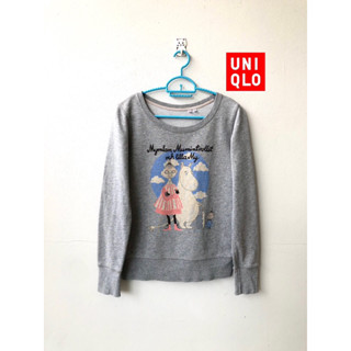 เสื้อสเวตเตอร์ Uniqlo ลาย Moomin ผ้าสเวต แขนยาว ทรงหลวม มือสอง สภาพดี &gt;ผ่านการคลีนแล้ว