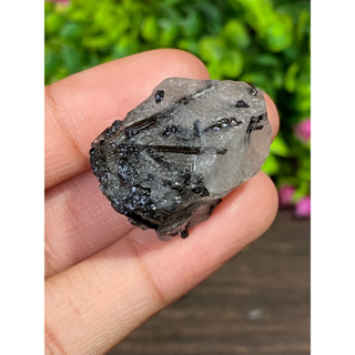 ก้อน ไหมดำ ควอตซ์ แก้วขนเหล็ก Black Rutilated Quartz Rough 75.41 กะรัต Cts. พลอยแท้ อัญมณีมงคลประจําวันเกิด เครื่องประดั