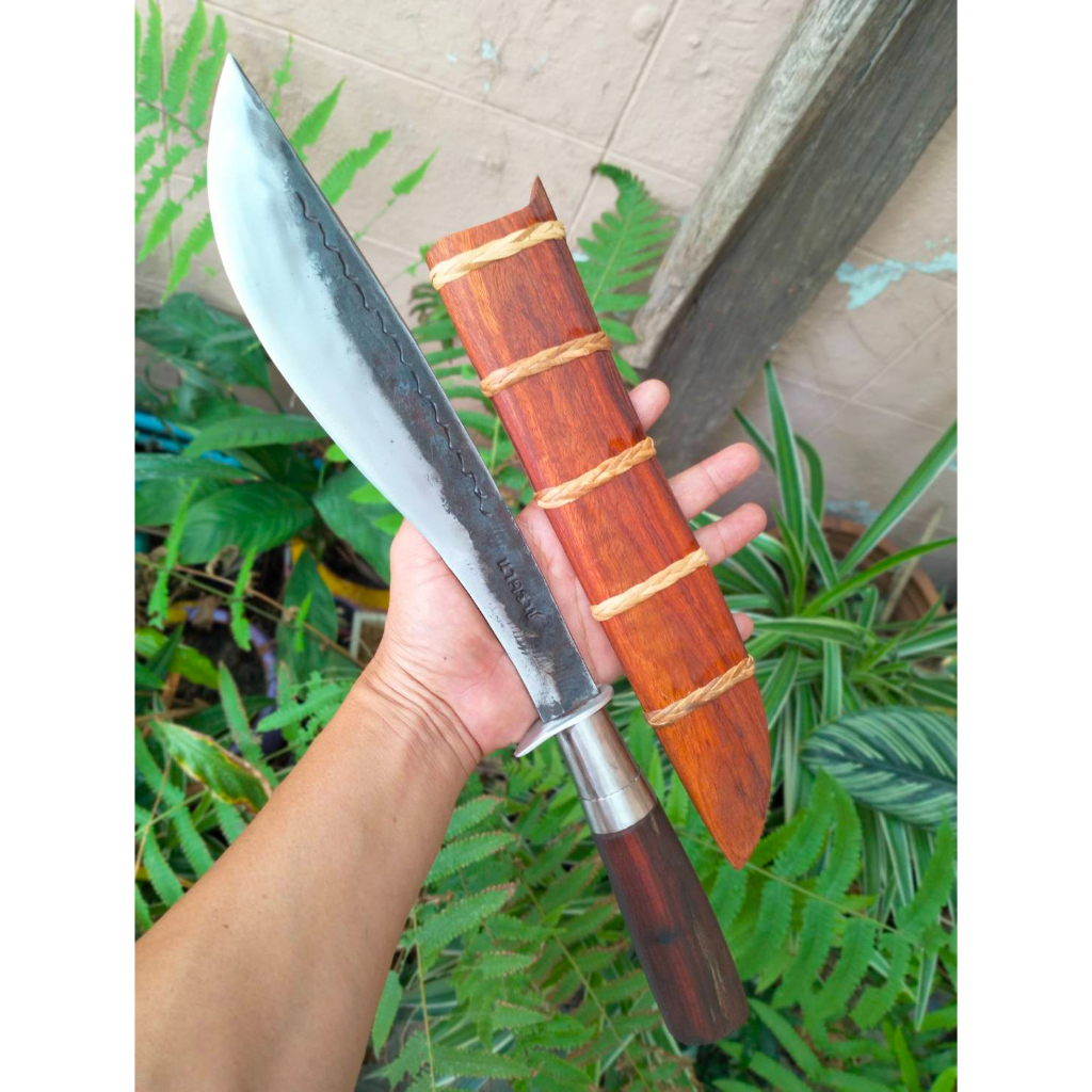 มีดเหน็บ อีเหน็บ (E-Nep) มีดอีเหน็บ มีดเดินป่า มีดแคมป์ 11.1” sup9 ผิวไฟ ตอกลาย ด้ามพะยูง ฝักประดู่ 