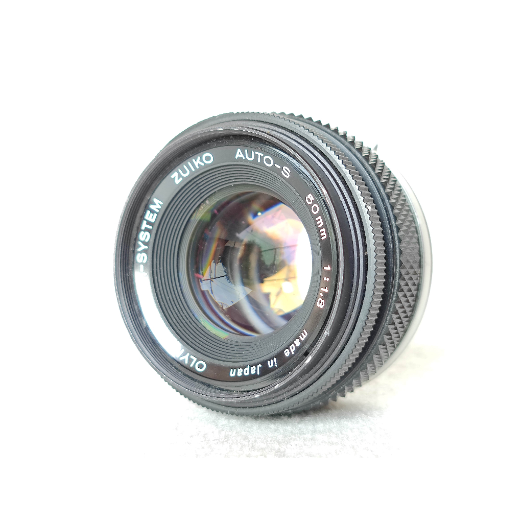 เลนส์มือหมุน ยี่ห้อ Olympus OM-sytem Zuiko auto s 50mm f1.8 (6Element) สายPotrait ละลายหลัง 
Mount O