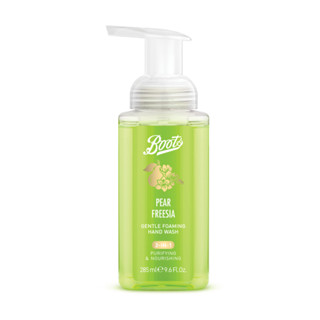 Boots Pear Freesia Gentle Foaming Hand Wash 285 ml บู๊ทส์ แพร์ ฟรีเซีย เจนเทิล โฟมมิ่ง แฮนด์ วอช 285 มล.