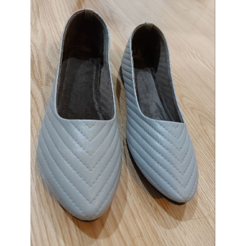 รองเท้า Nu Bangkok เบอร์39 มือหนึ่ง