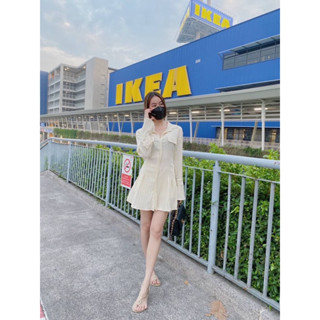 เดรสเชิ้ตแขนยาวคอปก ผ้าด๊อบบี้รุ่นนี้ใส่สวยมากกค่ะ ช่วงเอวเย็บเข้ารูปมีเชือกผูกปรับขนาดที่เอวกระโปรงทรงบานใส่สวยดูหุ่นดี