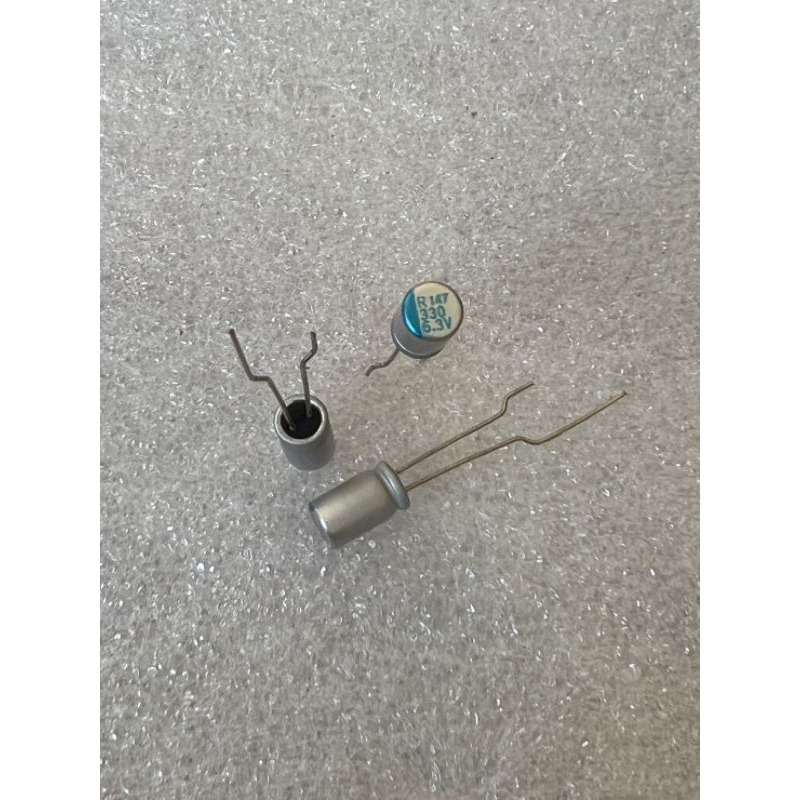 คาปาซิเตอร์ 330UF 6.3V แถบสีฟ้าขนาด 4x8mm. C330UF 6.3V  C330UF 6.3V C330UF 6.3V C330UF 6.3V(10ตัว) C