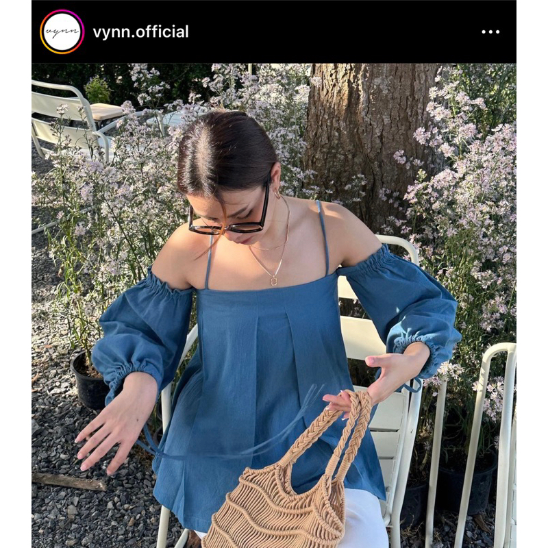 ส่งต่อเสื้อแบรนด์ Vynn.official รุ่น Remi 💙 new in pack