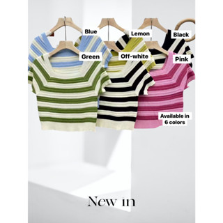 เสื้อผ้านิตคอเหลี่ยม SQUARED NECK STRIPED KNIT TOPS