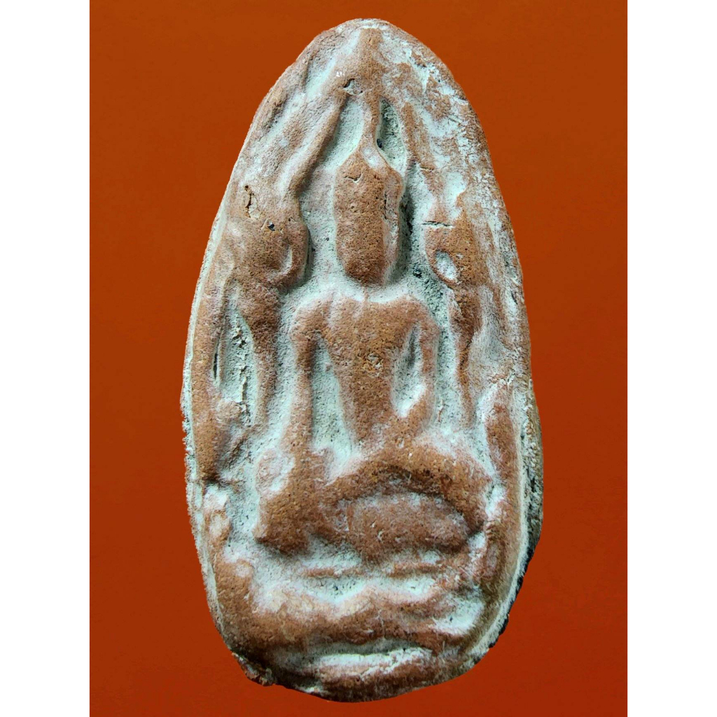 #พระขุนแผนไข่ผ่าซีกเนื้อดินกรุเก่าฝังเข็ม หลวงพ่อถิร วัดป่าเลย์ไลก์ สุพรรณบุรี #Phra khun phen kai p