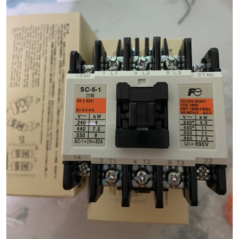 MAGNETIC SC-5-1 CONTACTORS Fuji Electric แมกเนติก SC-5-1 220V