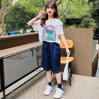 ชุดเซ็ทเด็กแฟชั่นเด็กสไตล์เกาหลี เซ็ท2ชิ้น เสื้อยืดปักลายดอกไม้+กางเกงยีนส์ขาสั้น ผ้านิ่มใส่สบาย เสื้อผ้าเด็กน่ารักๆ