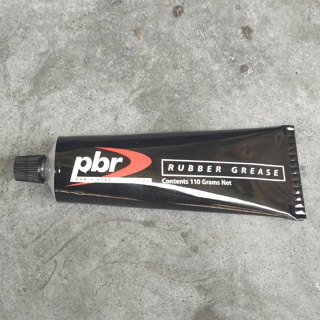 PBR จารบีทาลูกยางเบรค ทายางเบรค จาระบี ขนาด110g ของแท้