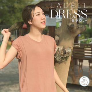 เดรสคลุมท้องให้นม รุ่น Ladell แพทเทิร์นใหม่ ลุคสตรีท เรียบๆ ทรงยาว เปิดให้นมด้านข้างได้ทั้ง 2 ข้าง