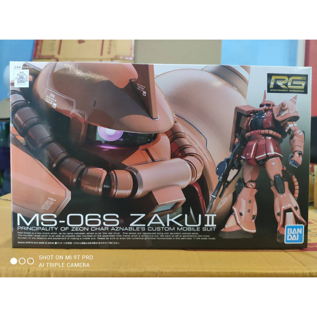 RG 1/144  MS-06S Zaku II Char