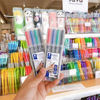 ปากกาเขียนแผ่นใสแบบลบไม่ได้ ( Permanent) Staedtler Size F และ Size M แพ๊ค 4 สี