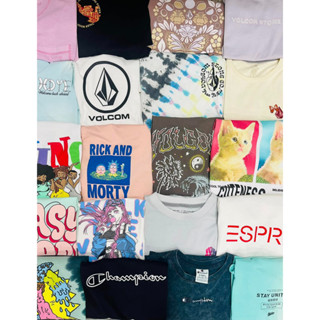 เสื้อยืด Volcom  1 ตัว 490 บาท เสื้อยืดคอกลม แบรนด์แท้ 100%สกรีนลายสวยๆ ใส่สบาย ชายและหญิงใส่ได้ ผ้านิ่มใส่สบาย